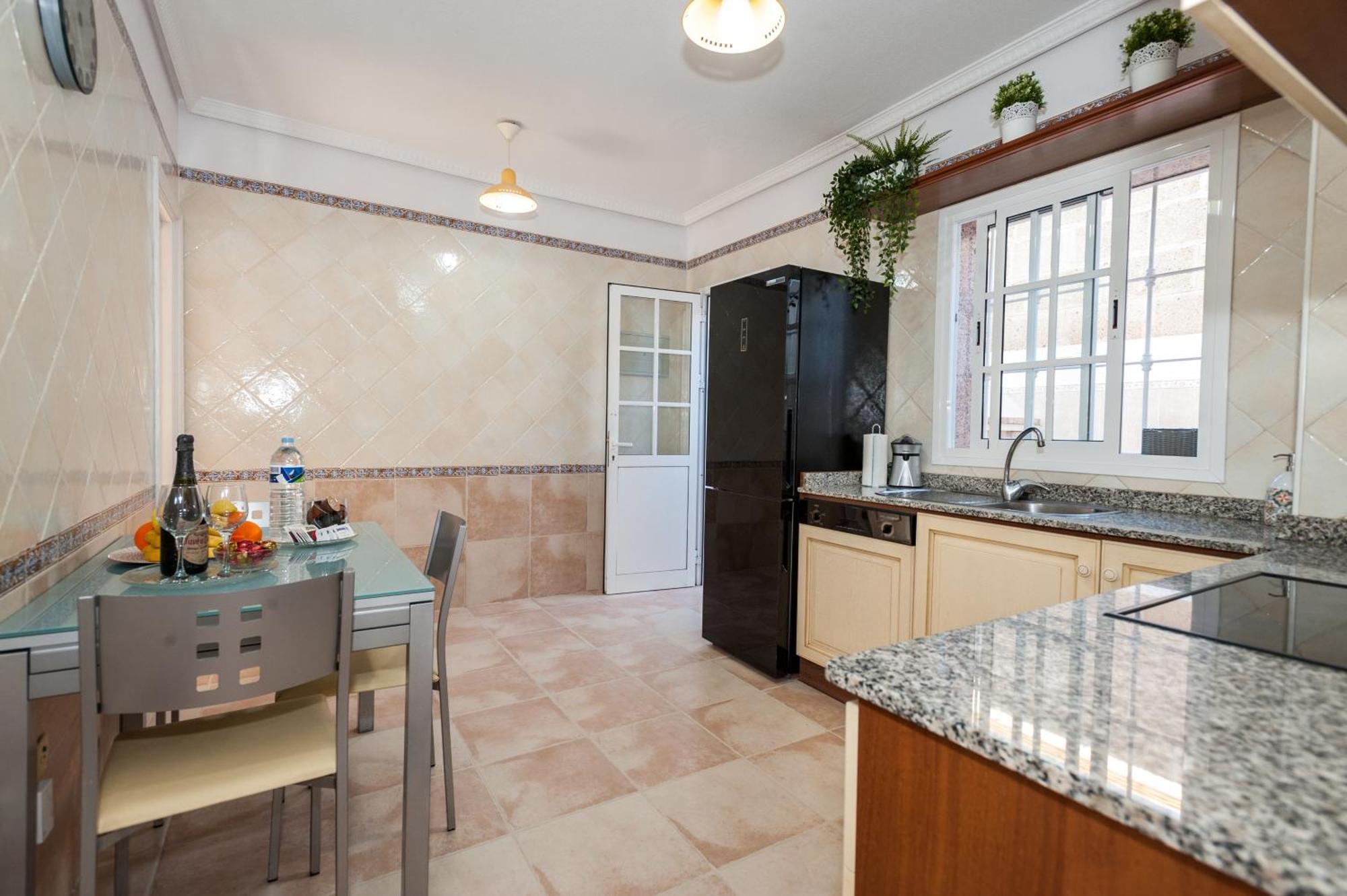 Villa Vanesa Luxury Private Villa With A Heated Pool, 4 Bedrooms And 4 Bathrooms Costa Adeje  Exterior foto