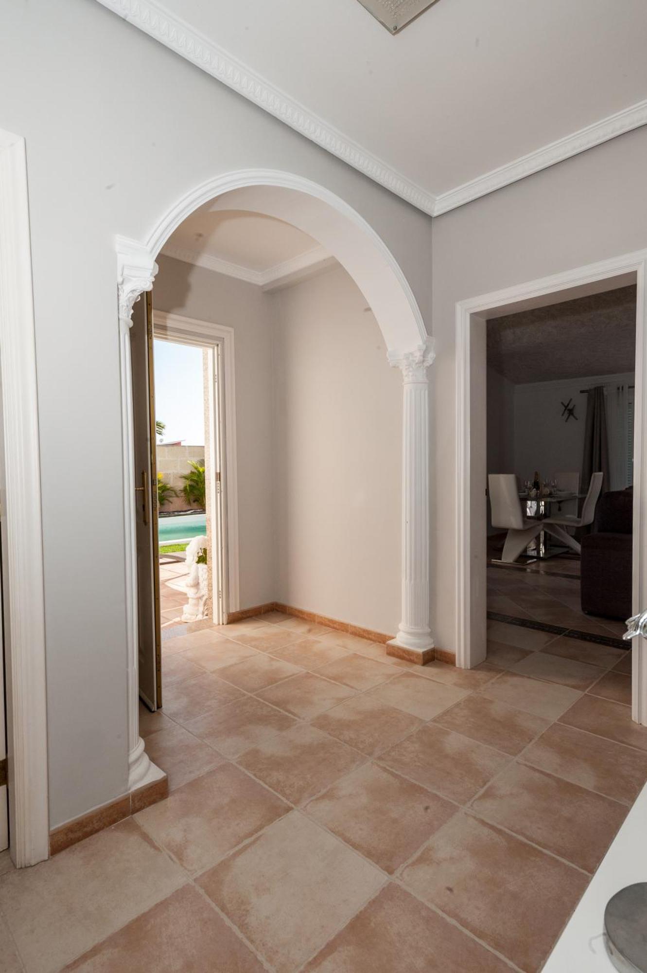 Villa Vanesa Luxury Private Villa With A Heated Pool, 4 Bedrooms And 4 Bathrooms Costa Adeje  Exterior foto